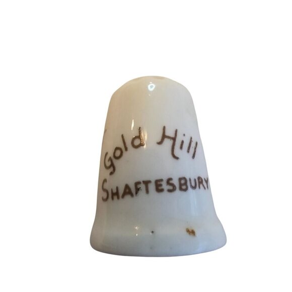 Gold Hill Shaftesbury Ceramic Thimble With Scenic Cottage Design - Picture 5 of 11